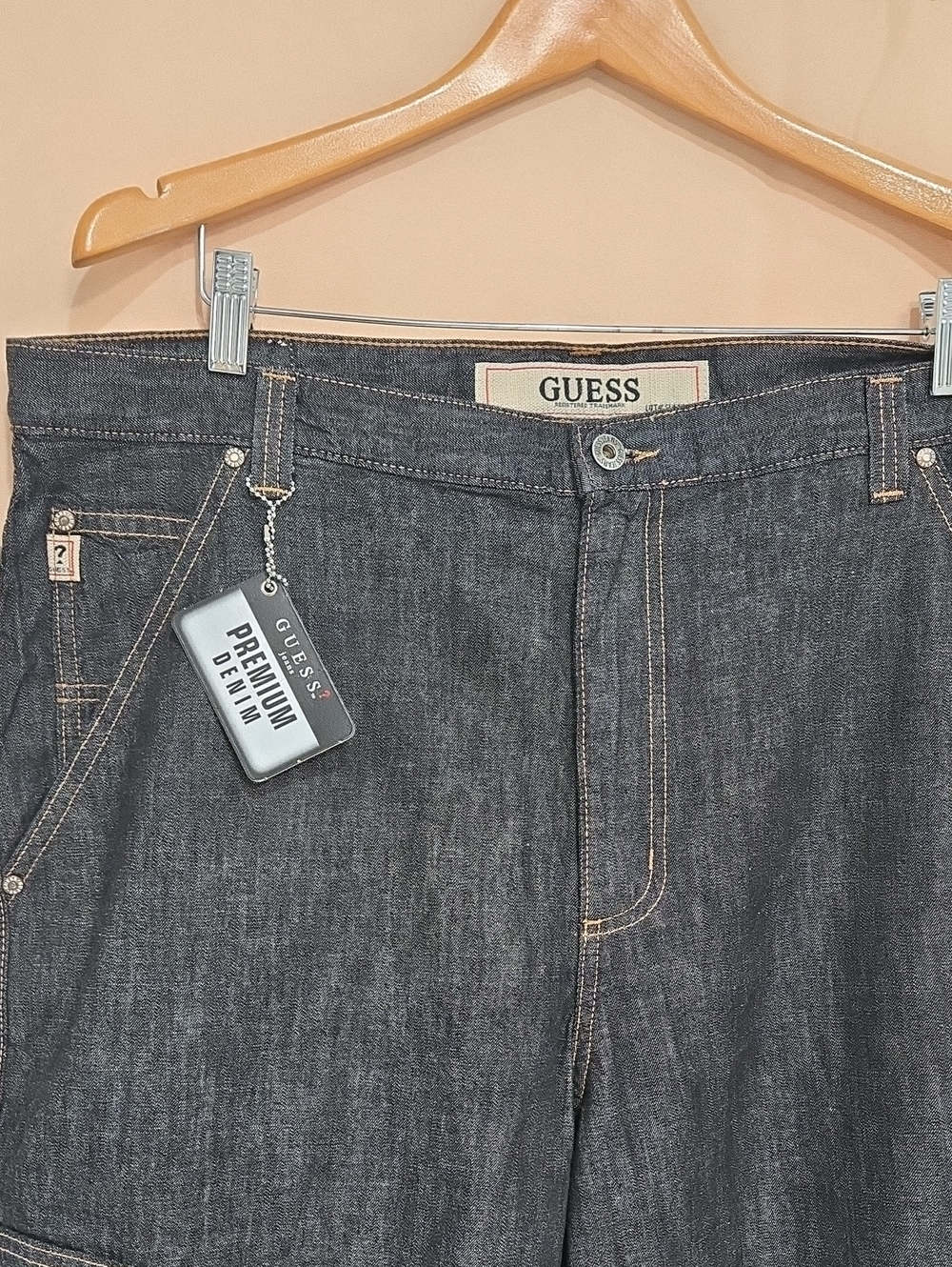 GUESS Men's Dark Indigo Relaxed Denim Jeans